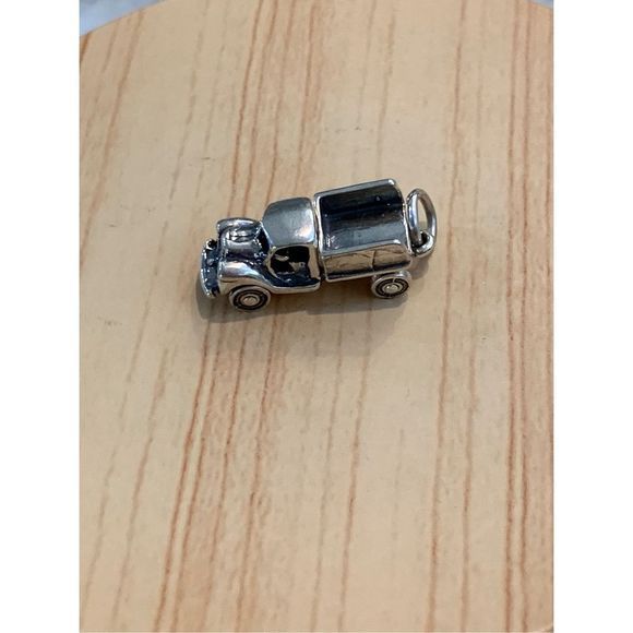 .925 Vintage Moveable Truck Sterling Silver Jewelry Charm - Picture 6 of 7